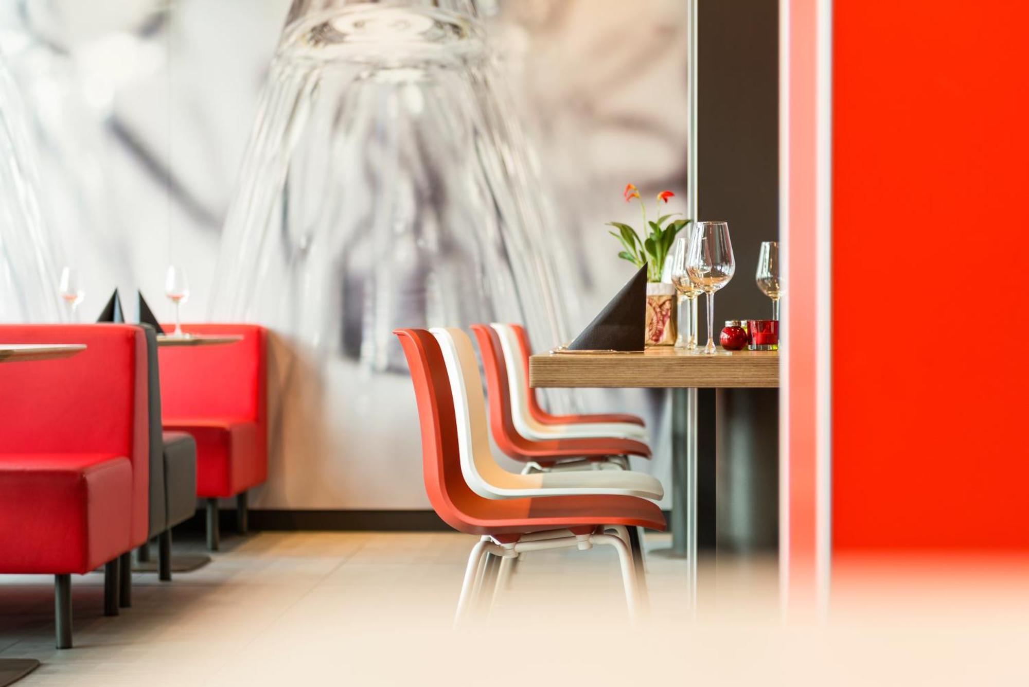 Ibis Hotel Muenchen Garching Garching bei Muenchen Exterior photo